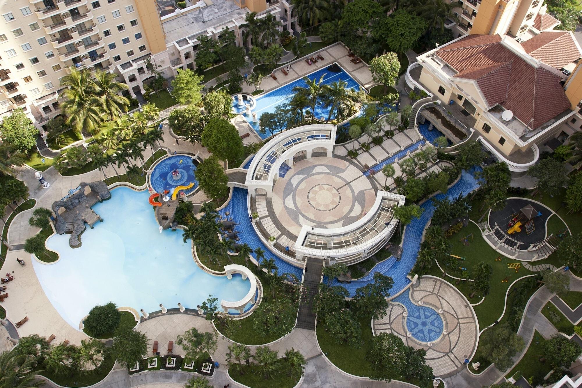 Ascott Waterplace Surabaya Esterno foto