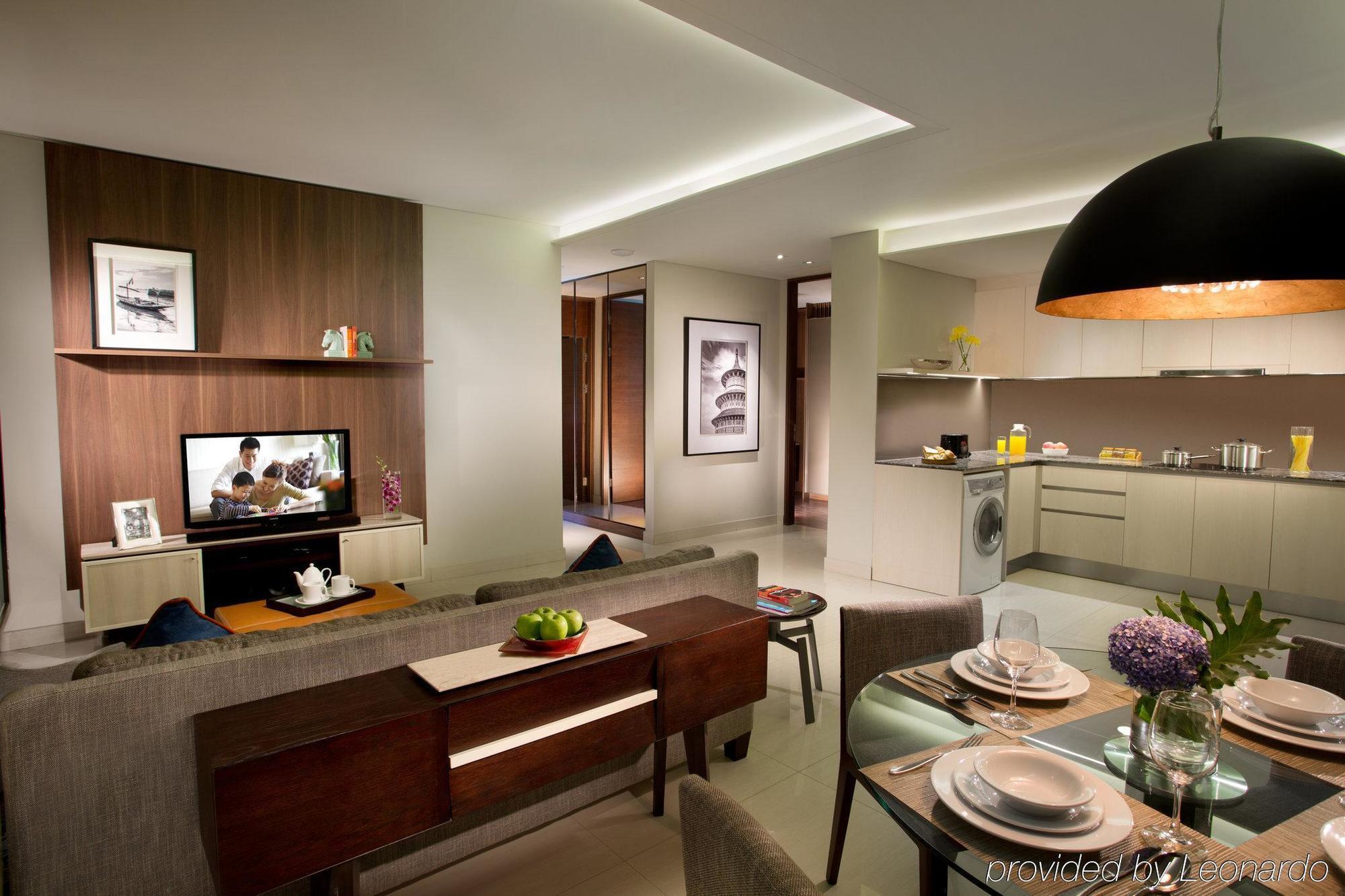 Ascott Waterplace Surabaya Esterno foto