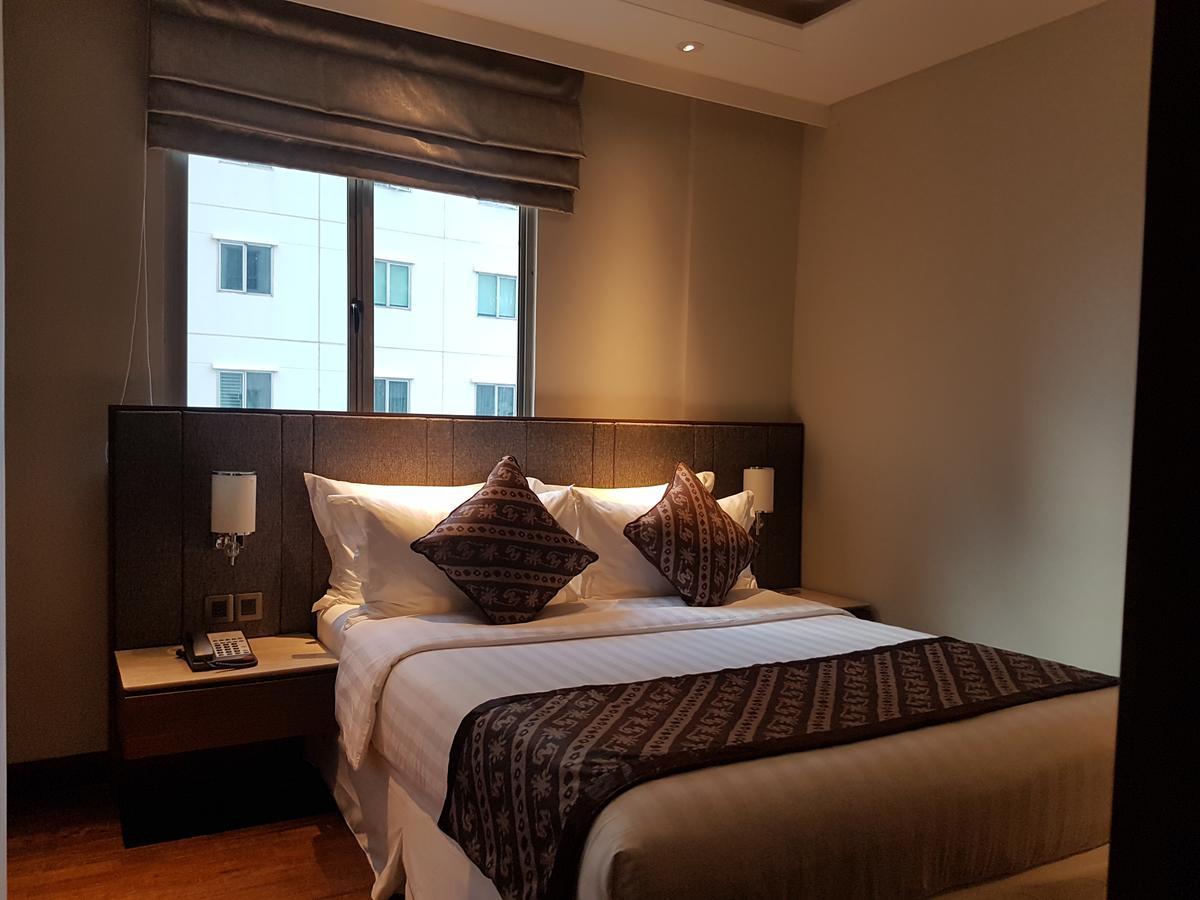 Ascott Waterplace Surabaya Esterno foto